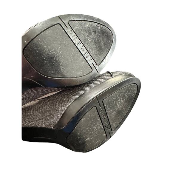 Nine West Black Grey Heel Pumps Button Detail Striped Womens Size 8 - Picture 10 of 11